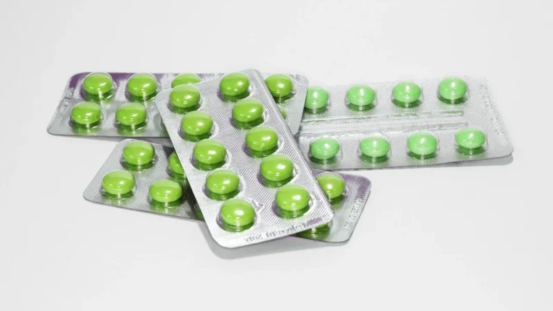 Kd Medical Kaniula Dożylna Wenflon Kd-Fix Kdm Op. 50 Szt. ((24G) 0,7X19 Mm Żółta)