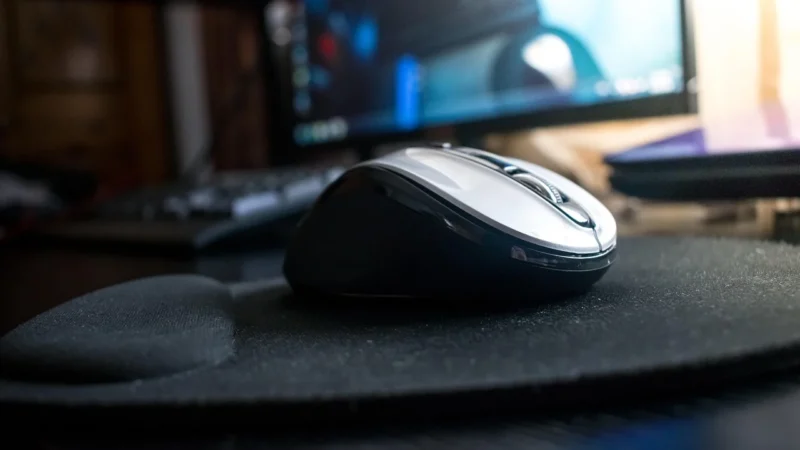 Logitech MX Vertical czarny (910005448)