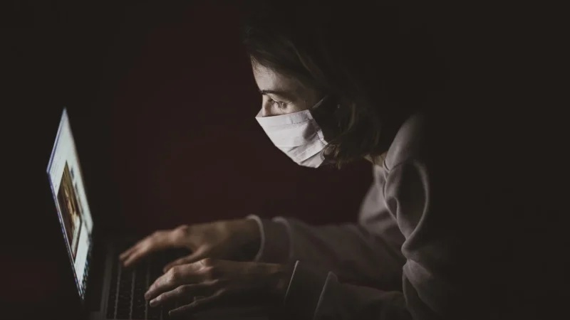 Nebulizator 6 ml z ustnikiem, drenem i łącznikiem karbowanym