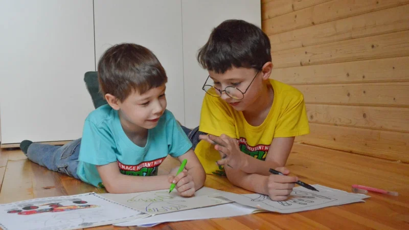 Uni Posca Zestaw Markerów Do Szkła Pc-3M 8 Kol.